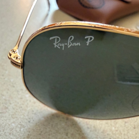 Ray-Ban Unisex Polarized Aviator Sunglasses - Picture 4 of 9